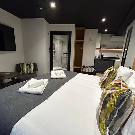 Crescent Place By Mansley เชลเทนแฮม ภายนอก รูปภาพ